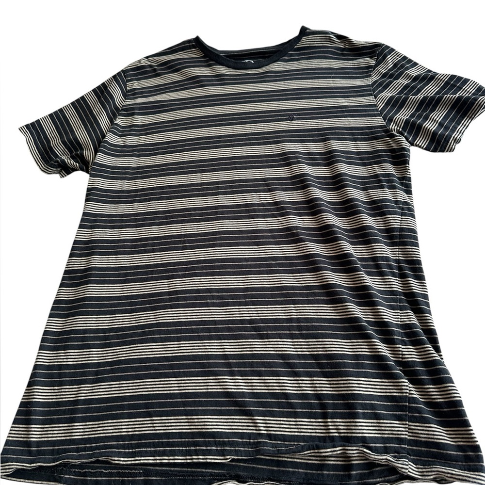 Volcom neutral strip short sleeve men’s t-shirt XXL EUC